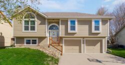 301 Porter Drive, Smithville, MO 64089