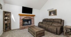 301 Porter Drive, Smithville, MO 64089
