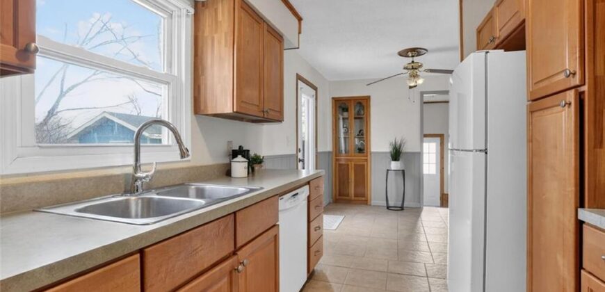 3701 N Cypress Avenue, Kansas City, MO 64117