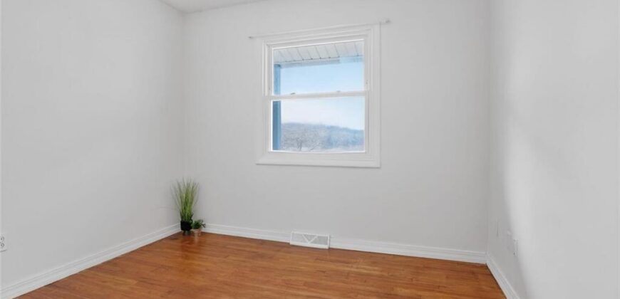 3701 N Cypress Avenue, Kansas City, MO 64117