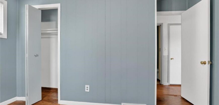 3701 N Cypress Avenue, Kansas City, MO 64117