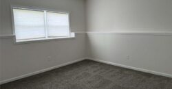 1206 Viola Street, Smithville, MO 64089