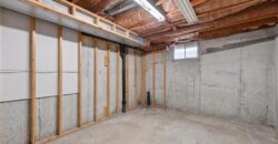 6505 N Wabash Avenue, Gladstone, MO 64118