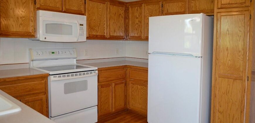 307 E 22nd Street, Kearney, MO 64060
