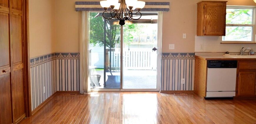 307 E 22nd Street, Kearney, MO 64060