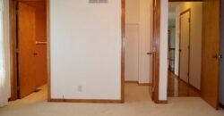 307 E 22nd Street, Kearney, MO 64060