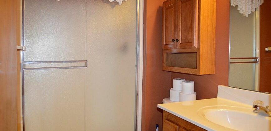 307 E 22nd Street, Kearney, MO 64060