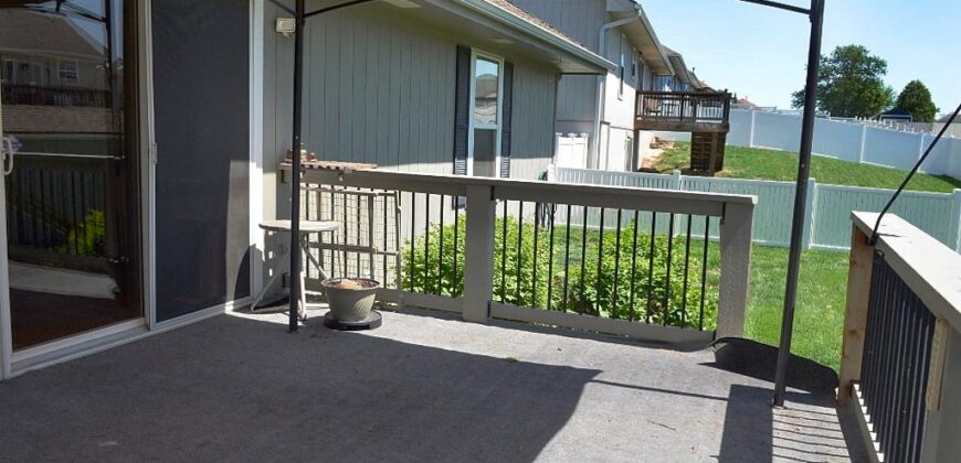 307 E 22nd Street, Kearney, MO 64060