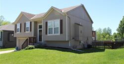 11428 N Farley Avenue, Kansas City, MO 64157