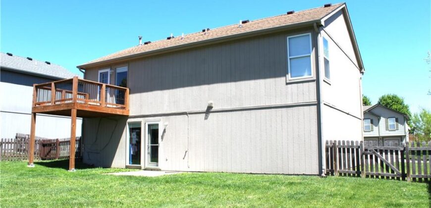 11428 N Farley Avenue, Kansas City, MO 64157