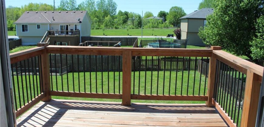 11428 N Farley Avenue, Kansas City, MO 64157