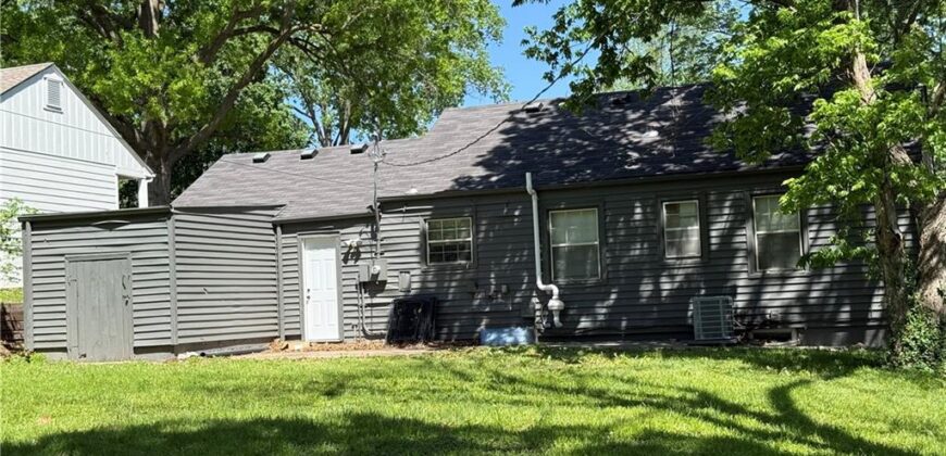 3203 NE 56 Th Street, Kansas City, MO 64119