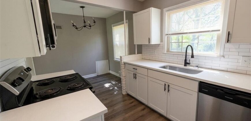 3203 NE 56 Th Street, Kansas City, MO 64119
