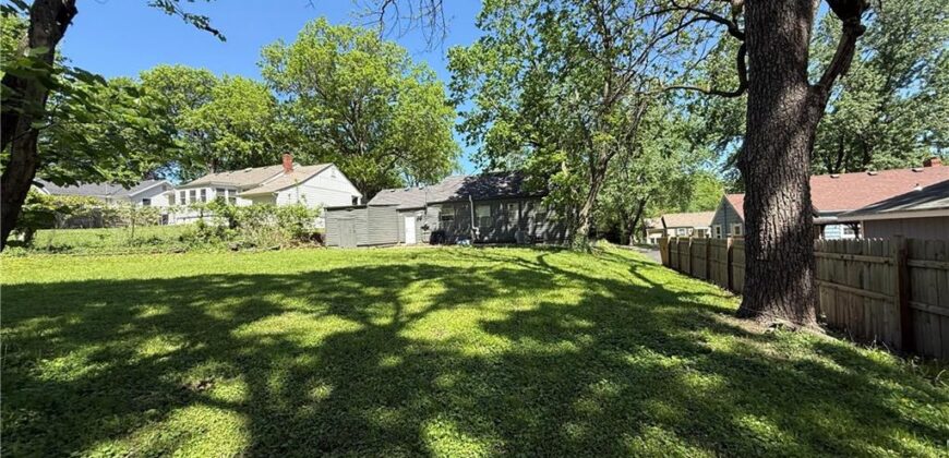 3203 NE 56 Th Street, Kansas City, MO 64119