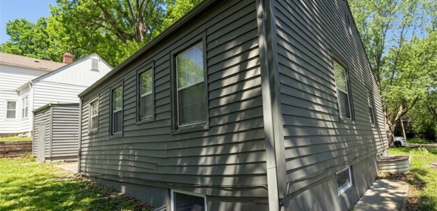 3203 NE 56 Th Street, Kansas City, MO 64119