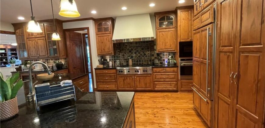 7711 N Montgall Avenue, Kansas City, MO 64119
