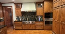 7711 N Montgall Avenue, Kansas City, MO 64119
