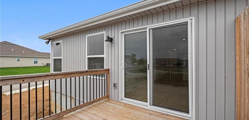 3820 NW 93rd Street, Kansas City, MO 64154