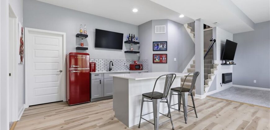 10512 N Euclid Avenue, Kansas City, MO 64155