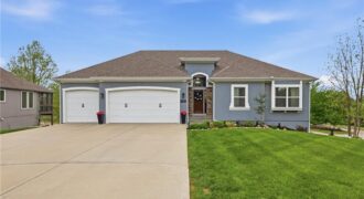 10512 N Euclid Avenue, Kansas City, MO 64155
