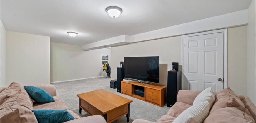 8234 NE 97th Terrace, Kansas City, MO 64157