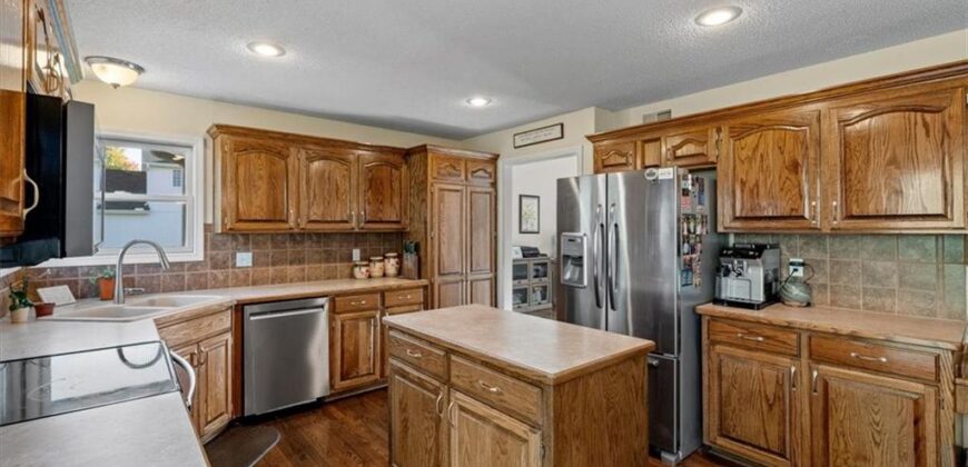 8234 NE 97th Terrace, Kansas City, MO 64157