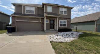 8627 NE 101st Street, Kansas City, MO 64157