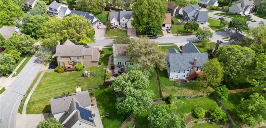 7912 N Olive Street, Kansas City, MO 64118