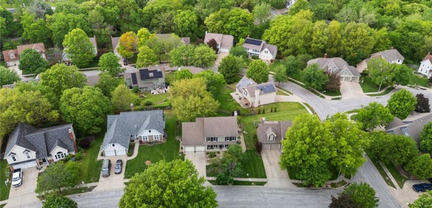 7912 N Olive Street, Kansas City, MO 64118