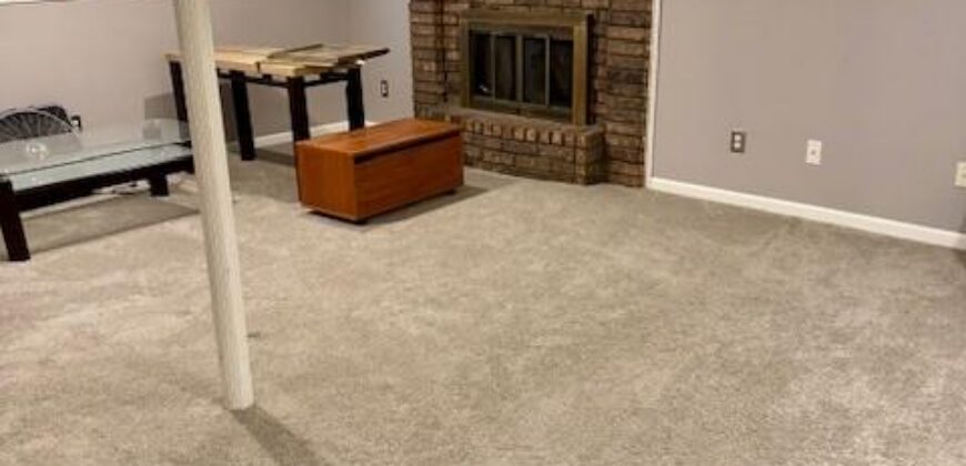 7310 NW 76th Terrace, Kansas City, MO 64152