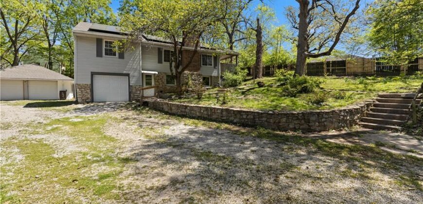 4135 NE Kelsey Road, Kansas City, MO 64116