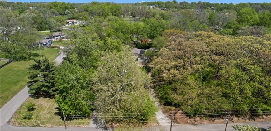 4135 NE Kelsey Road, Kansas City, MO 64116