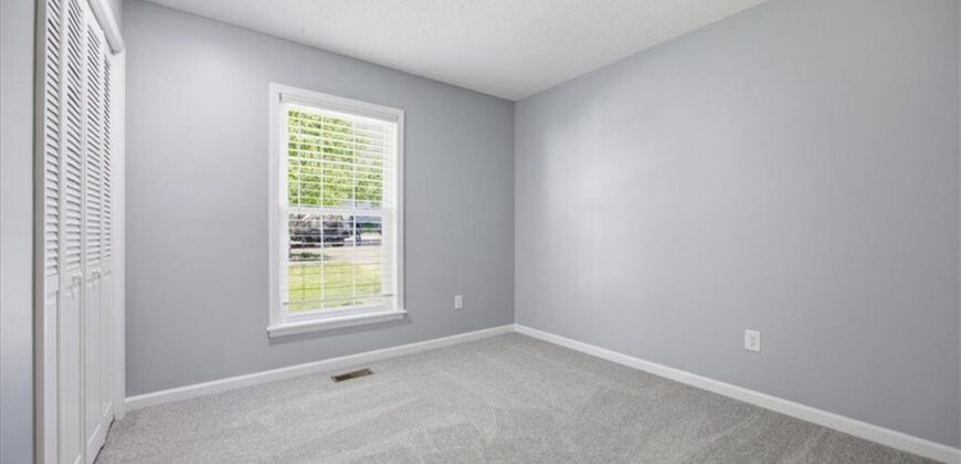 6816 Jason Smith Court, Gladstone, MO 64118