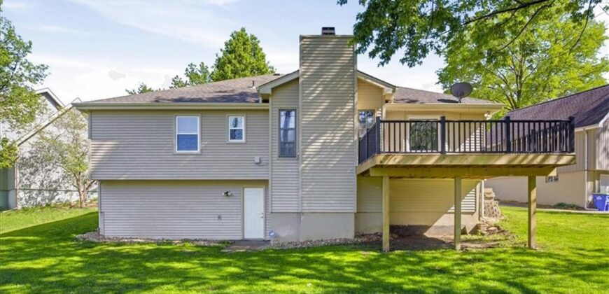 6816 Jason Smith Court, Gladstone, MO 64118