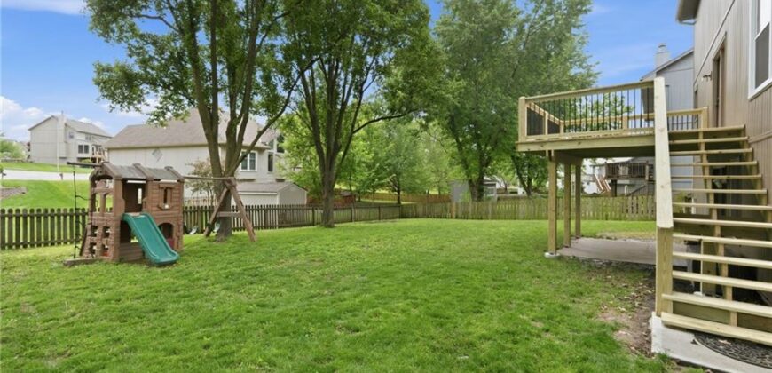 7511 N Palmer Avenue, Kansas City, MO 64158