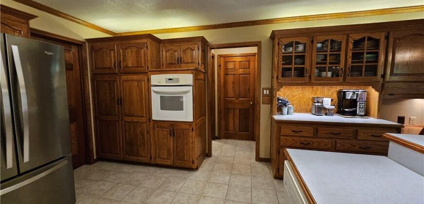 1509 Wynbrick Drive, Liberty, MO 64068