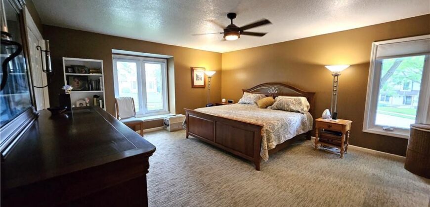 1509 Wynbrick Drive, Liberty, MO 64068