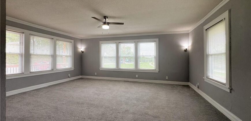 4144 NE Winn Road, Kansas City, MO 64117