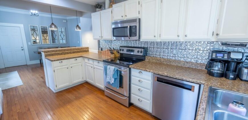 205 S Mill Street, Smithville, MO 64089