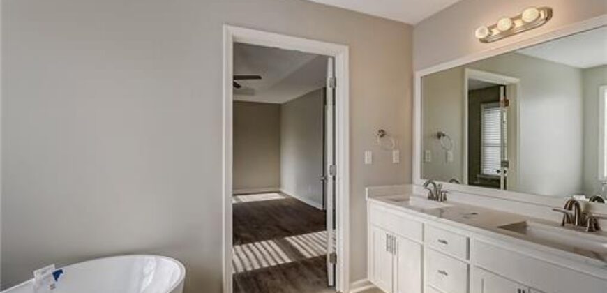 8401 NE 75th Terrace, Kansas City, MO 64158
