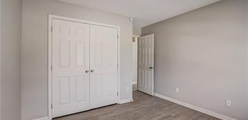 8401 NE 75th Terrace, Kansas City, MO 64158