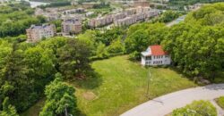 3832 N Briarcliff Road, Kansas City, MO 64116