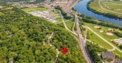 3832 N Briarcliff Road, Kansas City, MO 64116