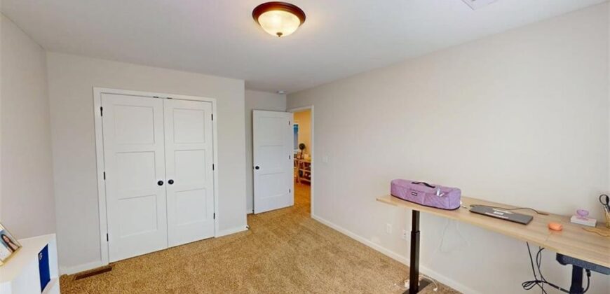 5612 NW 96th Street, Kansas City, MO 64154