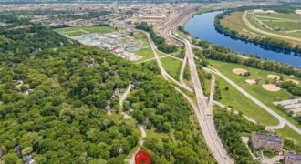 3848 N Briarcliff Road, Kansas City, MO 64116