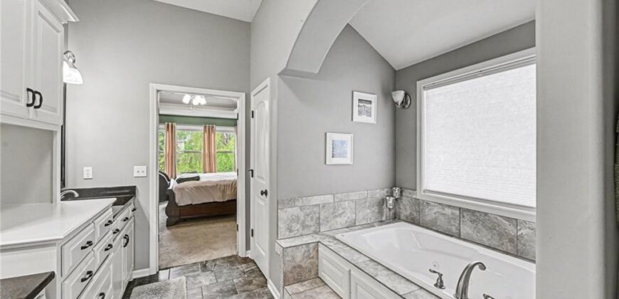 4812 NE 91st Street, Kansas City, MO 64156