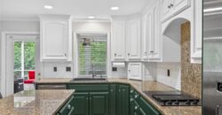 7209 N Woodland Avenue, Gladstone, MO 64118