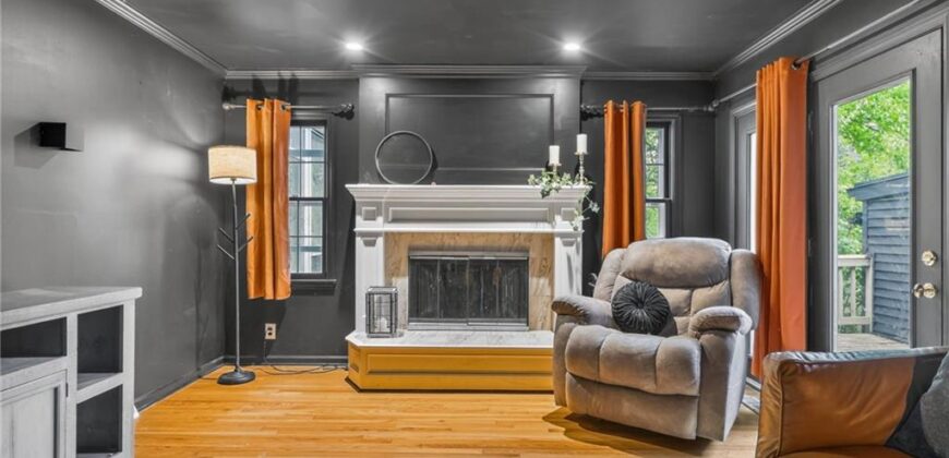 7209 N Woodland Avenue, Gladstone, MO 64118