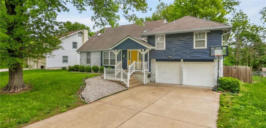 7209 N Woodland Avenue, Gladstone, MO 64118