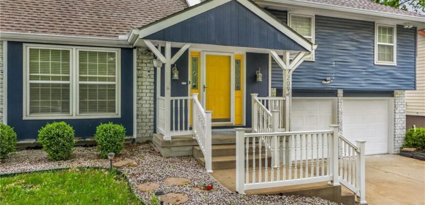 7209 N Woodland Avenue, Gladstone, MO 64118